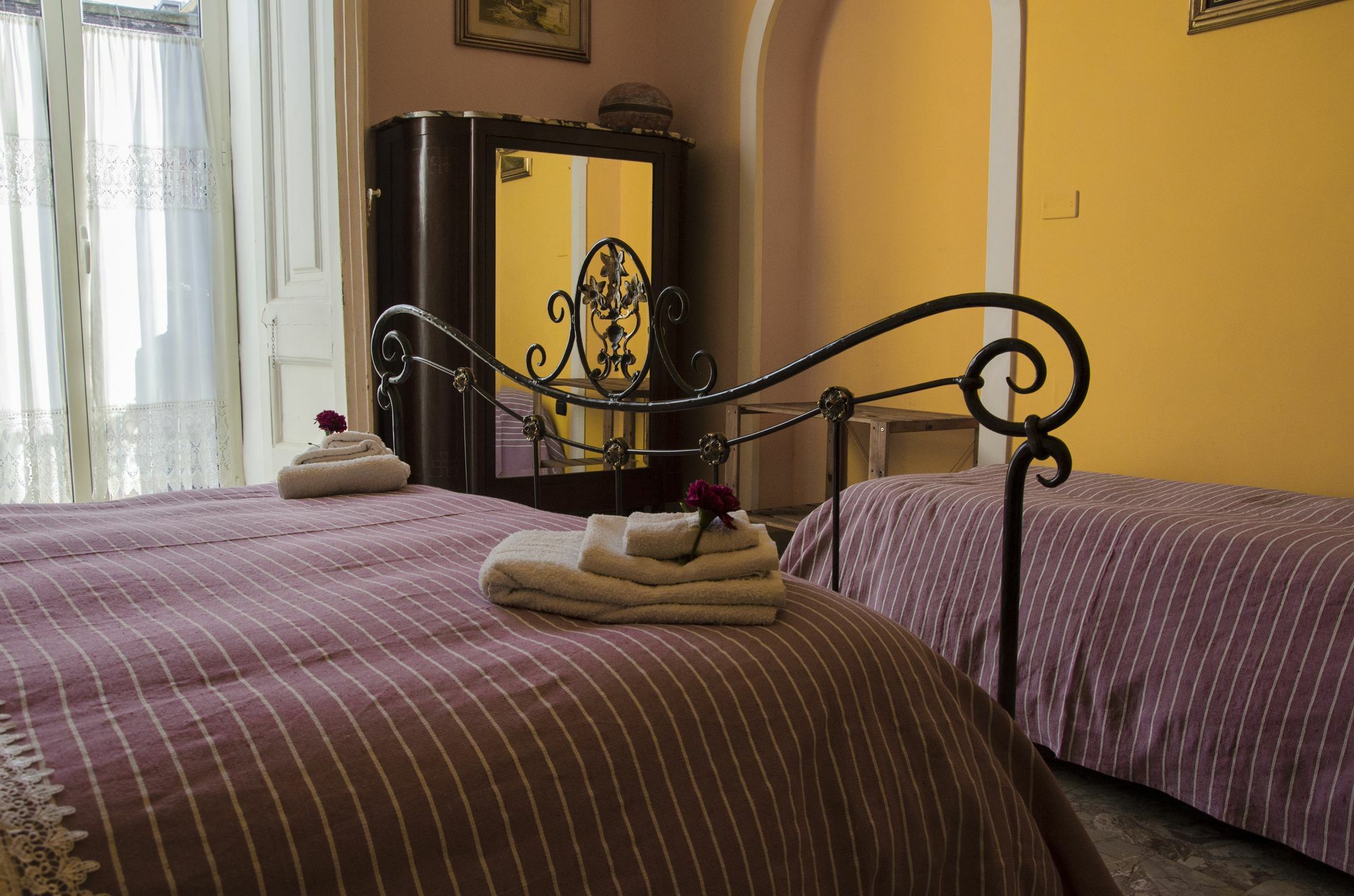 A Casa Di Mamma Bed & Breakfast Наполи Екстериор снимка